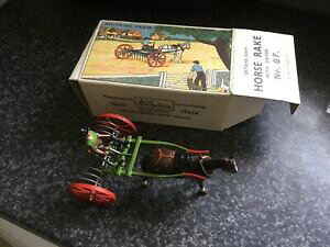 yzzr[@͌^ԁ@ԁ@[VOJ[ {bNXt@[hCo[[Lcret britains farm horse rateau avec conducteur 8f