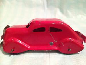 �y���������z�z�r�[�@�͌^�ԁ@�ԁ@���[�V���O�J�[ �}���N�X�V�F��marx 1940 s pressed steel toy creux shell voiture rare