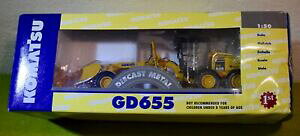 【送料無料】ホビー 模型車 車 レーシングカー ギアスケールモーターグレーダーfirst gear komatsu echelle 150 gd655 motor grader diecast