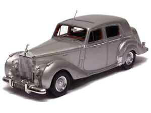 【送料無料】ホビー 模型車 車 レーシングカー ロールスロイスシルバードーンtruescale rollsroyce silver dawn 1949 143