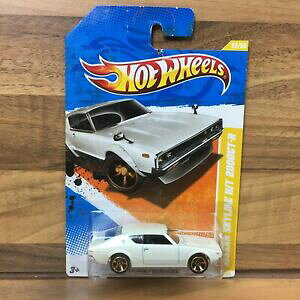 �y���������z�z�r�[�@�͌^�ԁ@�ԁ@���[�V���O�J�[ �z�b�g�z�C�[���X�J�C���C���J�[�h�J�[hot wheels hw premiere 2011 nissan skyline ht 2000gtr long card 22244 voiture