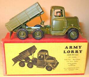 �y���������z�z�r�[�@�͌^�ԁ@�ԁ@���[�V���O�J�[ �h���C�o�[�o�P�b�gbritains no 1335 armee de six roues benne arlequin avec chauffeur excellent boxed