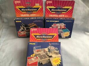 yzzr[@͌^ԁ@ԁ@[VOJ[ }CN}VVeBZ`{bNXmicro machines, travel city playsets, 3 in environ 762 cm total, galoob, boxed, bon etat