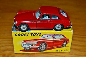 【送料無料】ホビー 模型車 車 レーシングカー ビンテージoグアテマラオリジンボックススーツケースvintage corgi toys no 327 rouge mgb gt; boite dorigine; valise
