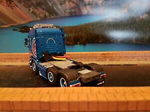 yzzr[@͌^ԁ@ԁ@[VOJ[ ×cCXP[jbgwsi scania streamline highline 6x2 twin steer unite echelle 150