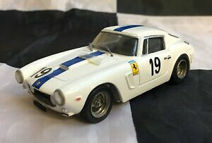 yzzr[@͌^ԁ@ԁ@[VOJ[ zCgftF[}amr 143 faite a la main nart ferrari 250 gt swb le mans 24 1961 en metal blanc modele