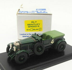 yzzr[@͌^ԁ@ԁ@[VOJ[ XP[fxg[Xs[hsmts 143 scale model car rl7 bentley speed 6 green