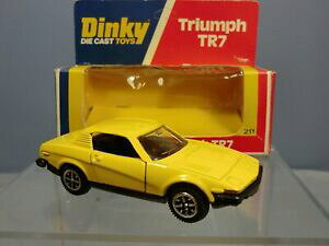 yzzr[@͌^ԁ@ԁ@[VOJ[ fX|[co[W{bNXdinky toys modele 211 triumph tr7 voiture de sport jaune version en parfait etat, dans sa boite