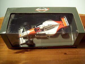 yzzr[@͌^ԁ@ԁ@[VOJ[ }N[vW[}[eBuh118 mclaren peugeot mp49 martin brundle 1994