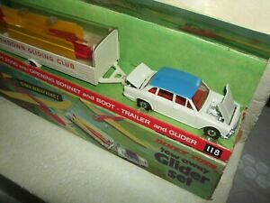 yzzr[@͌^ԁ@ԁ@[VOJ[ OC_[dinky planeur 118, dinky ensemble cadeau