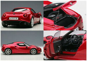 【送料無料】ホビー 模型車 車 レーシングカー アルファロメオモデルカーalfa romeo 4 c 2013 composite voiture modele 70186