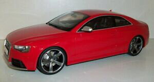 yzzr[@͌^ԁ@ԁ@[VOJ[ OAe}XP[fOAe}AEfBgt spirit 118 scale resin model car gt033 audi rs5 red