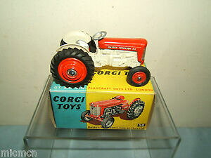 yzzr[@͌^ԁ@ԁ@[VOJ[ re[W{bNXR[M[f}bV[t@[K\g^[vintage corgi toys model 50 massey ferguson 65 tracteur en parfait etat, dans sa boite