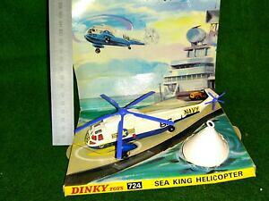 yzzr[@͌^ԁ@ԁ@[VOJ[ wRv^[JvZIWifdinky 724 helicoptere sea king et space capsule boite dorigine et modele