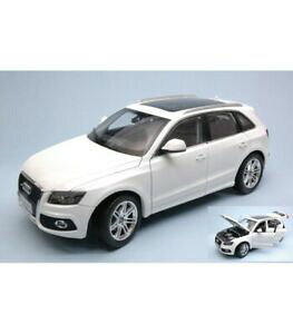 yzzr[@͌^ԁ@ԁ@[VOJ[ AEfBzCgaudi q5 2010 white 118