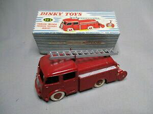yzzr[@͌^ԁ@ԁ@[VOJ[ {bNXz564 dinky toys fr berliet gla premiers secours 1957 ech 155 ref 32e tbe boite
