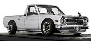 yzzr[@͌^ԁ@ԁ@[VOJ[ COjbVfXP[~j`Aignition model 143 echelle nissan hakotora long argent voiture miniature