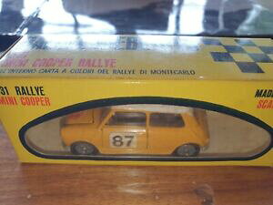 yzzr[@͌^ԁ@ԁ@[VOJ[ ~jN[p[[J^[mebetoys mini cooper rallye senza carta a colori del rallye 143