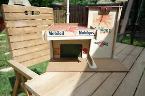 yzzr[@͌^ԁ@ԁ@[VOJ[ K[WC{bNXtXgrand garage mobilgas villard et weill pour unis france neb toys dans sa boite