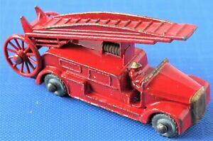yzzr[@͌^ԁ@ԁ@[VOJ[ }b`fjXGWmatchbox lesney 9 a dennis fire engine