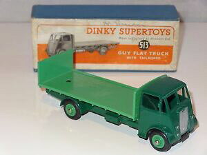 �y���������z�z�r�[�@�͌^�ԁ@�ԁ@���[�V���O�J�[ �t���b�g�g���b�N