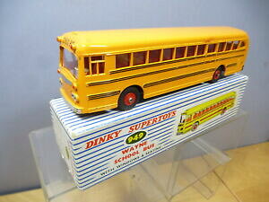 �y���������z�z�r�[�@�͌^�ԁ@�ԁ@���[�V���O�J�[ ���f���E�F�C���X�N�[���o�X�{�b�N�Xdinky toys modele 946 wayne school bus vn en parfait etat, dans sa boite