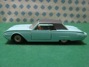 【送料無料】ホビー 模型車 車 レーシングカー フォードサンダーバードアメリカミントdalia n31 estremely rare ford thunderbird usa bicolore 143 mint