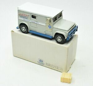 �y���������z�z�r�[�@�͌^�ԁ@�ԁ@���[�V���O�J�[ �v�����[�V�����{�b�N�Xdinky toys 275 brinks armoured car en promo box very near comme neufboite