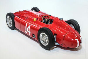yzzr[@͌^ԁ@ԁ@[VOJ[ OvtXtF[RYfXP[1956 ferrari d50 gp france 14 collins modele moule en 118 echelle par cmc