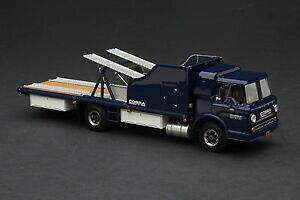 【送料無料】ホビー 模型車 車 レーシングカー シェルビーコブラレースカースケールエキソexoto 1965 shelby cobra course voiture transporter echelle 143 exo00066