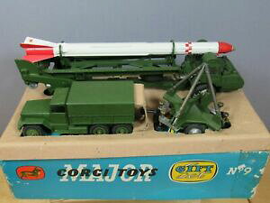 yzzr[@͌^ԁ@ԁ@[VOJ[ R[M[Zbgf{bNX~TCZbgcorgi major toys ensemble cadeau modele gs 9 caporal missile guide set vn en parfait etat, dans sa b