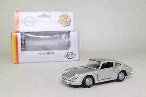 �y���������z�z�r�[�@�͌^�ԁ@�ԁ@���[�V���O�J�[ �K�}�|���V�Fgama 1119; 1964 porsche 911; argent metallise; excellent boxed