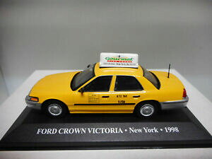 yzzr[@͌^ԁ@ԁ@[VOJ[ tH[hrNgA^NV[j[[Nlbg[Nford crown victoria 1998 taxi york altaya ixo 143