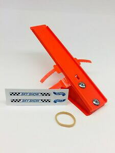 【送料無料】ホビー 模型車 車 レーシングカー ホットホイールランプ?hot wheels redline fleetside deora skyshow ramp ~rivited~