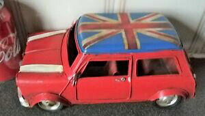 yzzr[@͌^ԁ@ԁ@[VOJ[ re[WRNVIuWFNgfobjet de collection vintage50 s modele de voiture avec drapeau britannique onh11x25 x115cmw400g