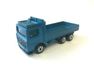 yzzr[@͌^ԁ@ԁ@[VOJ[ CMXre[W_{[}b`{{matchbox volvo made in england vintage carton
