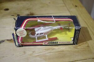 yzzr[@͌^ԁ@ԁ@[VOJ[ R[M[q[YwRv^[Lbgcorgi hughes 369 helicoptere cret no 921
