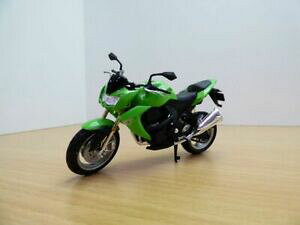 yzzr[@͌^ԁ@ԁ@[VOJ[ I[goCO[moto kawasaki z1000 vert 118