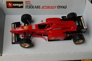 �y���������z�z�r�[�@�͌^�ԁ@�ԁ@���[�V���O�J�[ �t�F���[��burago 6501 ferrari f310 1996 124