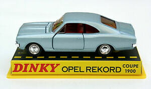 yzzr[@͌^ԁ@ԁ@[VOJ[ IyJbgfopel rekord c coupe modele annee de construction 19671972, m1 43,