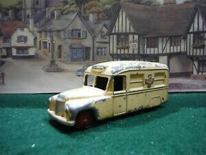 yzzr[@͌^ԁ@ԁ@[VOJ[ dinky 253 daimler ambulance 023049