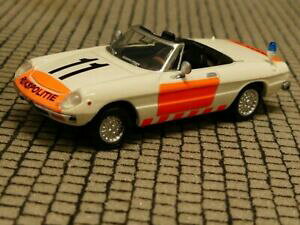yzzr[@͌^ԁ@ԁ@[VOJ[ At@IXpC_[187 brekina alfa romeo spider 11 rijkspolitie 29603