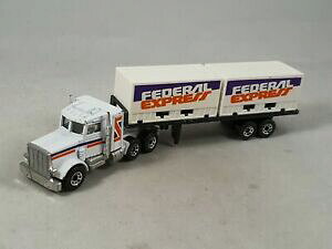 �y���������z�z�r�[�@�͌^�ԁ@�ԁ@���[�V���O�J�[ matchbox convoi peterbilt duble conteneur camion fedaral express macao