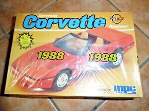 yzzr[@͌^ԁ@ԁ@[VOJ[ LbgV{[Rxbg[hX^[XJkit montaggio mpc ertl chevrolet corvette roadster scala 125 6204
