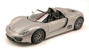 yzzr[@͌^ԁ@ԁ@[VOJ[ |VFXpC_[nCubhVo[fporsche 918 spyder hybrid 2013 silver 124 model 4694 welly