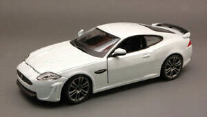 �y���������z�z�r�[�@�͌^�ԁ@�ԁ@���[�V���O�J�[ �W���K�[�z���C�g���f��jaguar xkrs 2011 white 124 model 21063w bburago