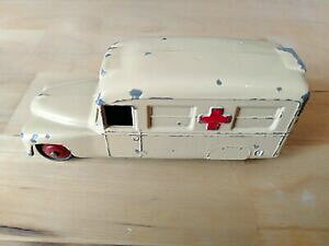 yzzr[@͌^ԁ@ԁ@[VOJ[ _C[dinky toys ambulance daimler gb