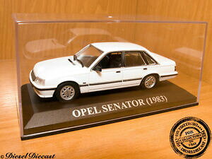 �y���������z�z�r�[�@�͌^�ԁ@�ԁ@���[�V���O�J�[ �I�y���Z�l�^�[�z���C�g�~���gopel senator white 1983 143 with box mint