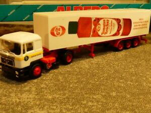 【送料無料】ホビー 模型車 車 レーシングカー アルベドケチャップスーツケースセミトレーラ187 albedo on f2000 hela ketchup valise semiremorque 297098