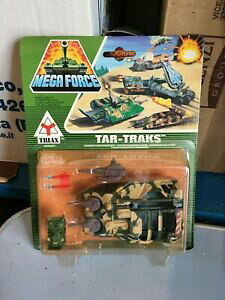 �y���������z�z�r�[�@�͌^�ԁ@�ԁ@���[�V���O�J�[ ���K�t�H�[�X�^�[��kenner mega force triax army tartraks carro armato corazzato da trsporto misc